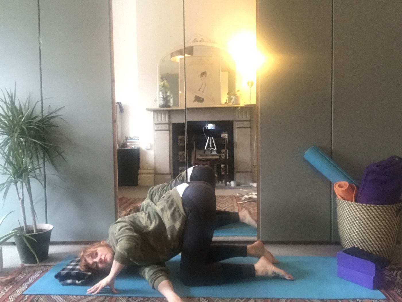 This Friday's Goddess Flow Vinyasa class has some good old fashioned classic asanas that are as familiar and comforting as sticky toffee pudding, no stress just movement. 
https://bua.fit/class/ZOuN7ukEXDxM